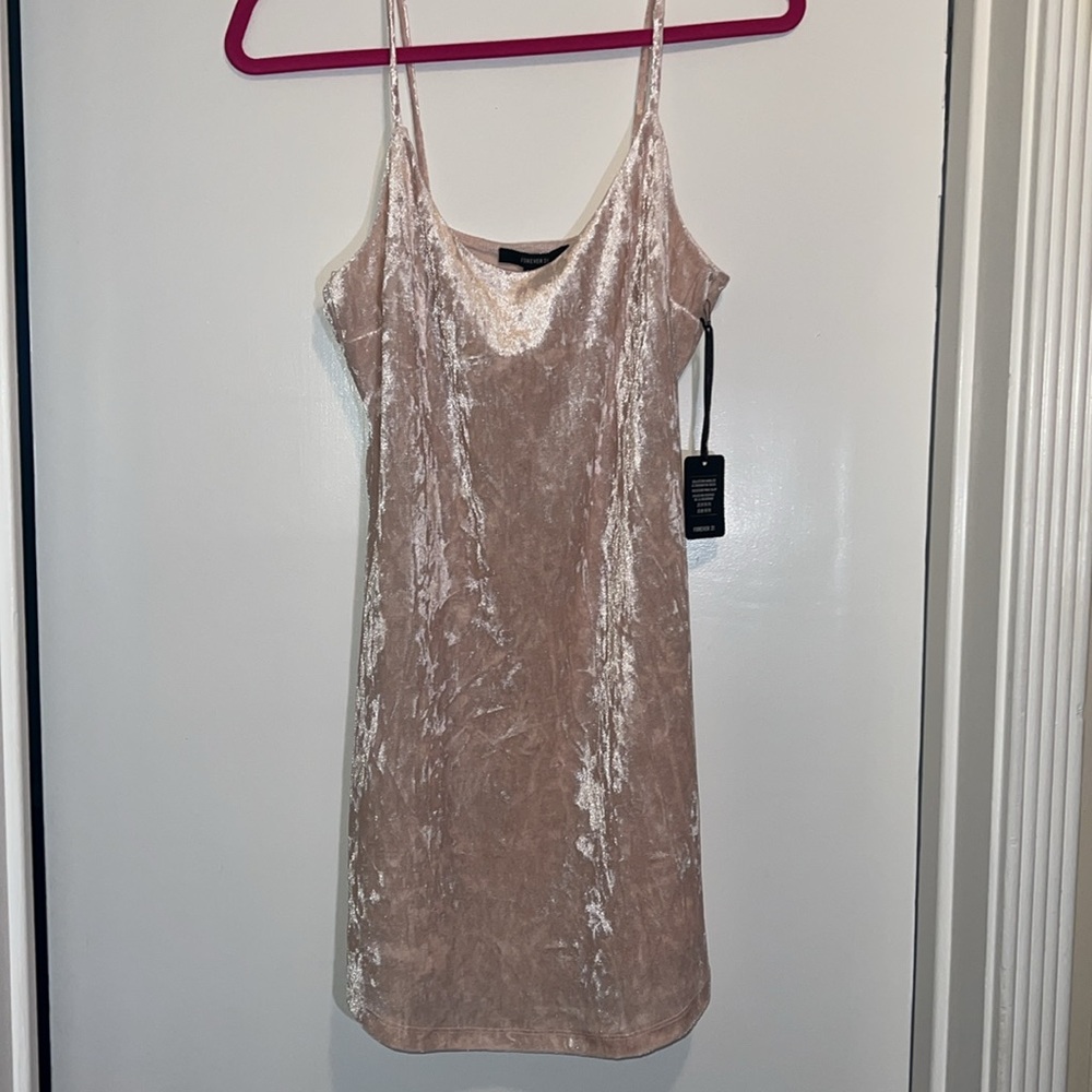Baby pink velvet dress medium tank top mini short forever 21 NWT cami
